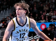 开云体育官方网站-骑士队发展：新秀崭露头角，坚持努力追求成功的简单介绍