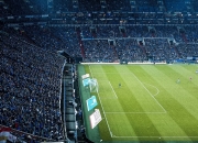 开云体育平台APP-当桑巴遇上重金属，阿拉巴的犯罪现场与足球哲学的终极碰撞