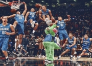 开云体育-奥运周期关键战之夜，詹姆斯惊艳四座