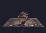 开云官方app入口-温网精神碾压美网喧嚣，梅德韦杰夫关键制胜背后的网球哲学革命