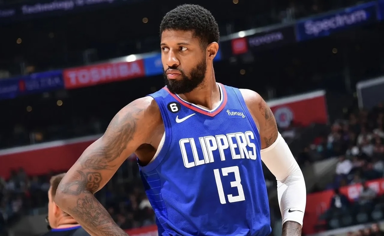 快船绝杀湖人B队，保罗打破历史纪录的简单介绍