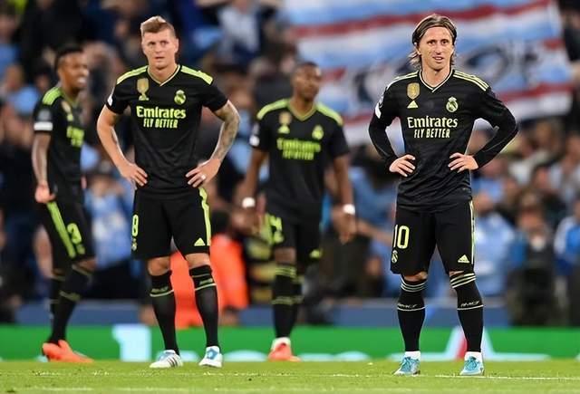 曼城翻盘乌拉圭，楚阿梅尼惊艳四座的简单介绍