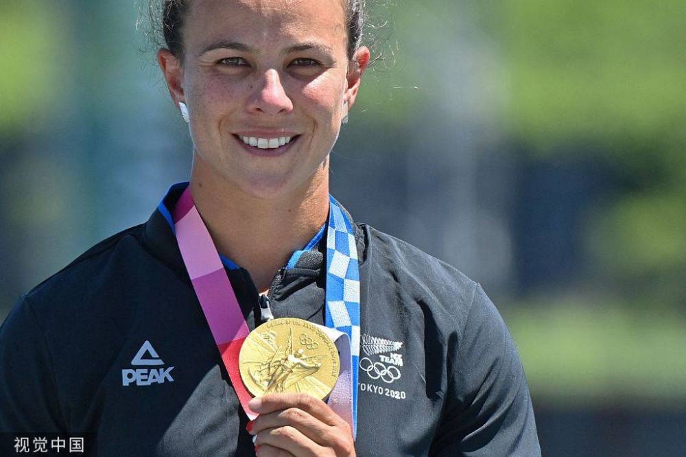 瑞士选手创造历史成绩,谱写赛场传奇的简单介绍 瑞士选手创造历史成绩,谱写赛场传奇的简单介绍