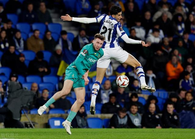 包含比利亚雷亚尔客场大胜，排名继续攀升的词条