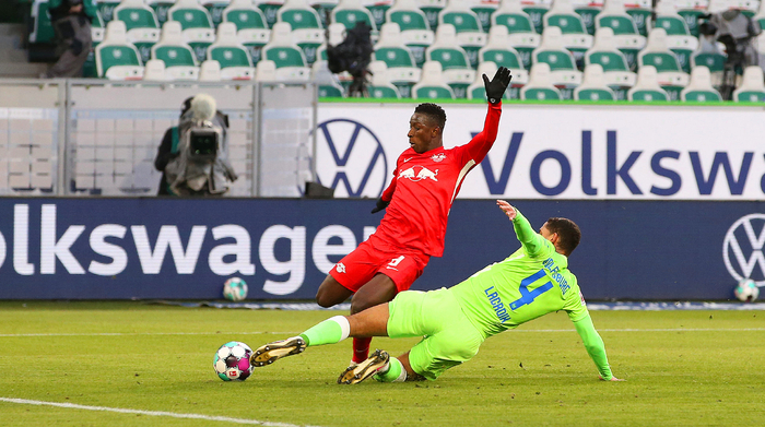 关于美因茨客场逼平对手，继续保持稳定的信息