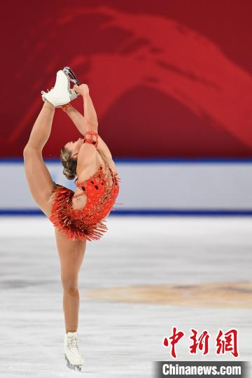 精彩纷呈！运动员表现惊艳世界的简单介绍