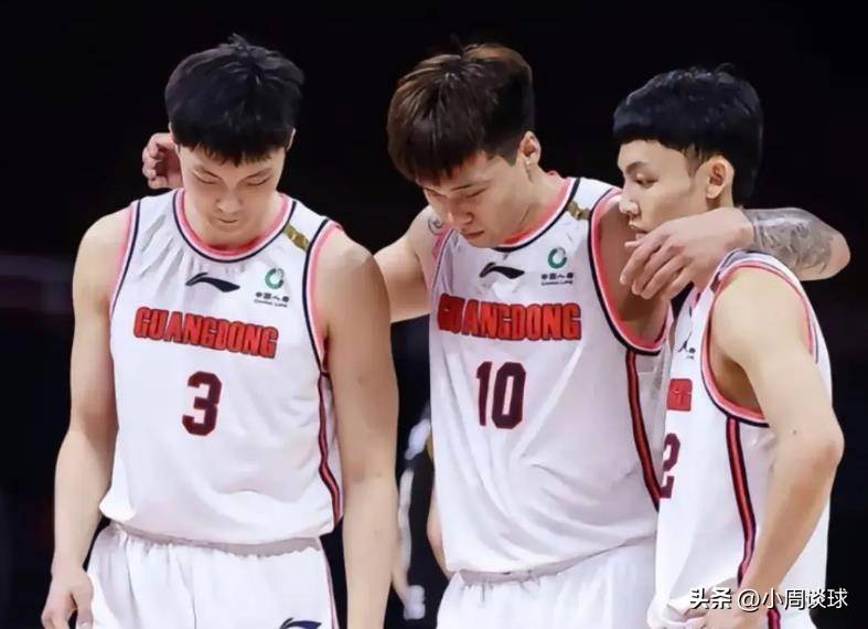 包含广东队豪取胜利,稳坐冠军宝座领跑的词条 包含广东队豪取胜利,稳坐冠军宝座领跑的词条