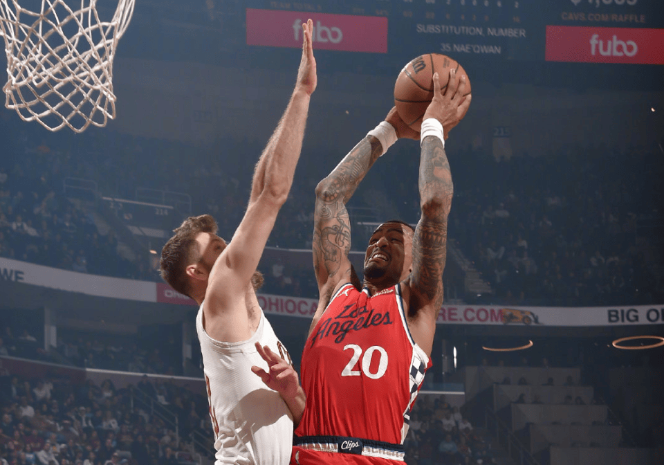 包含步行者血洗菲律宾男篮，伦纳德三分雨点燃全场的词条