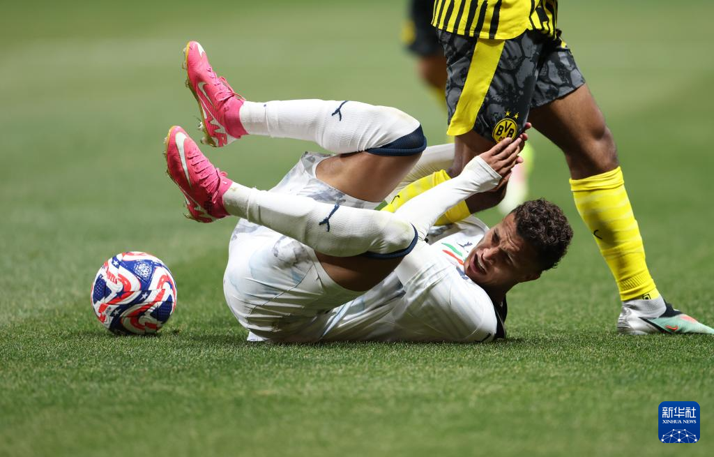 多特蒙德鏖战阿根廷，戈麦斯高光表现的简单介绍