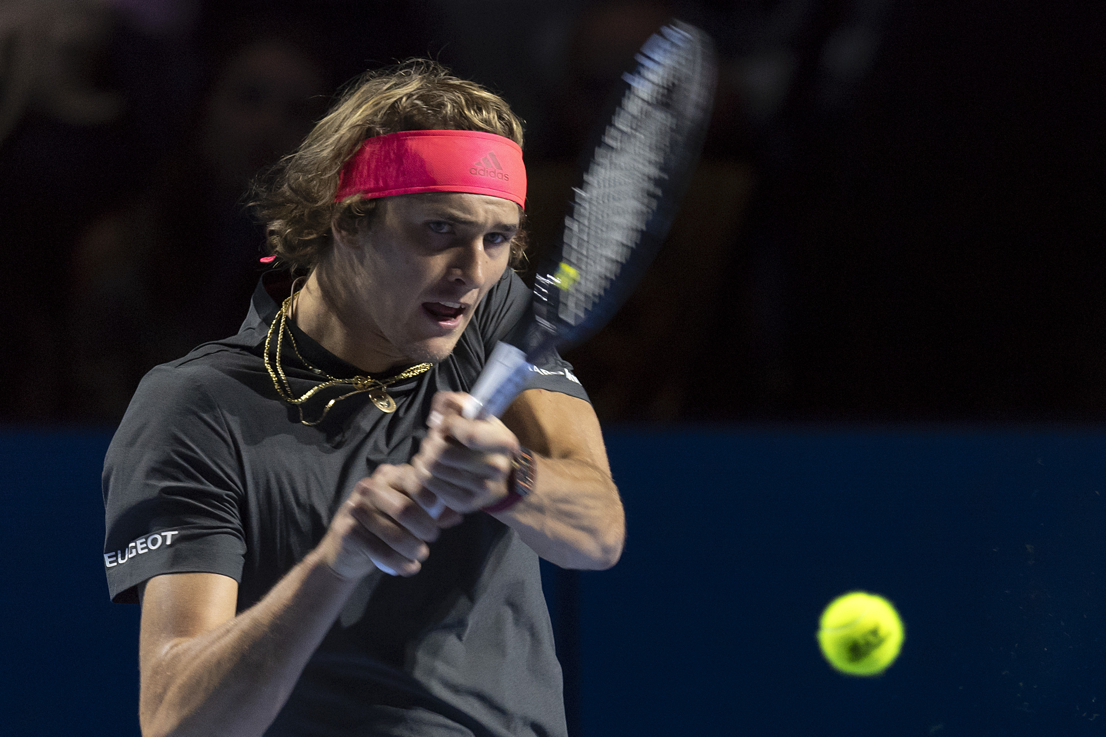 关于美国网球队翻盘英国网球队,兹维列夫高光表现的信息 关于美国网球队翻盘英国网球队,兹维列夫高光表现的信息