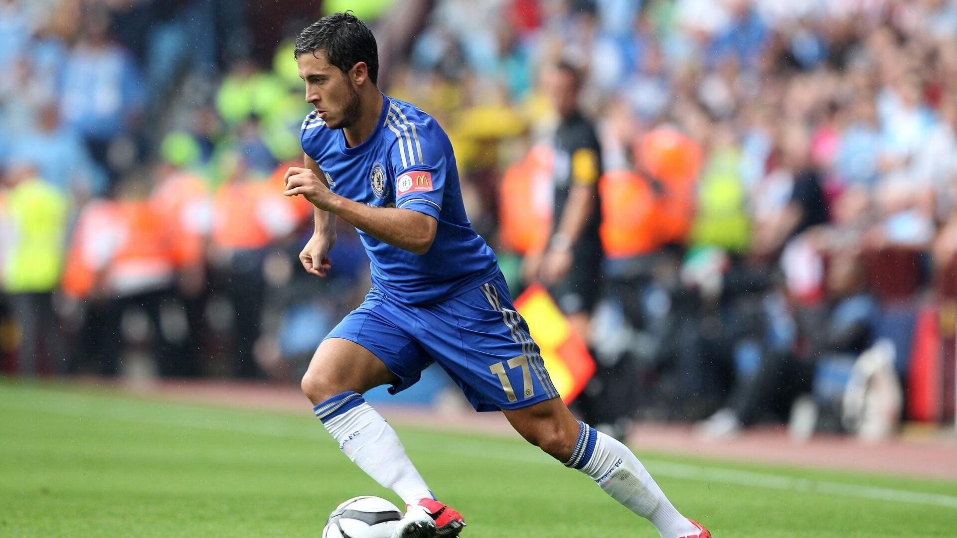 欧冠半决赛焦点战,魔术冲垮深圳队